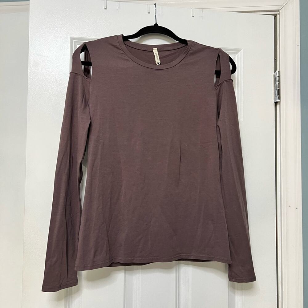 NWT Lanston Blouse with Elegant Cut Out Design (L)